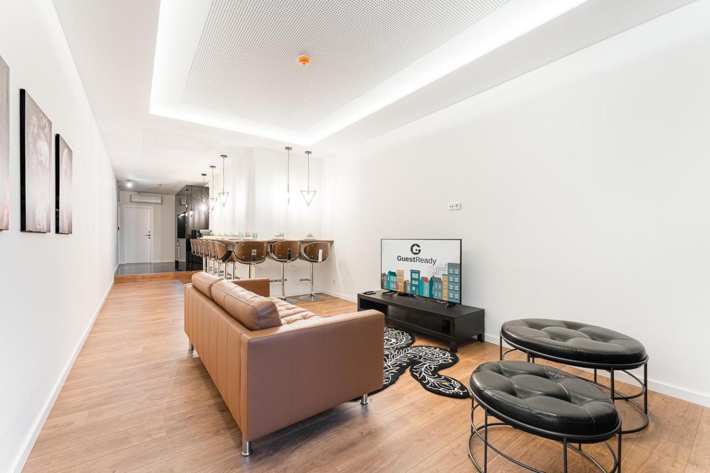 Guestready - Uptown Suites 5 OOporto Exteriör bild